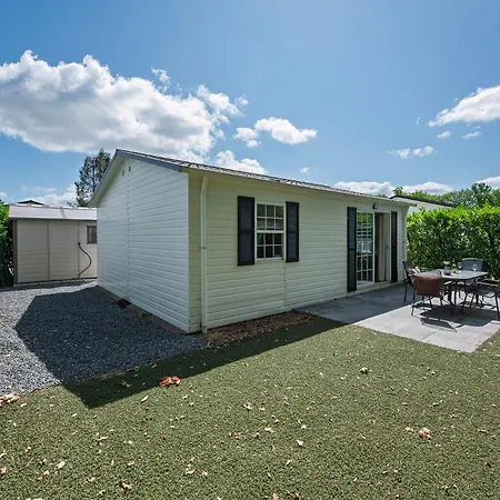 Alpesi faház 32, Woods, Big Garden, Private Parking , Ac & Privacy!