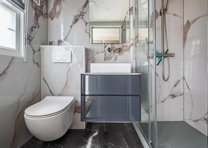 32, Woods, Big Garden, Private Parking , Ac & Privacy! Σαλέ Oisterwijk