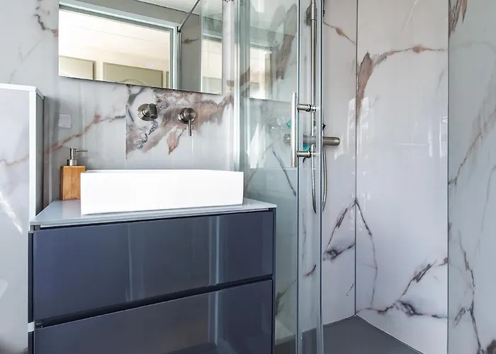 32, Woods, Big Garden, Private Parking , Ac & Privacy! * Oisterwijk