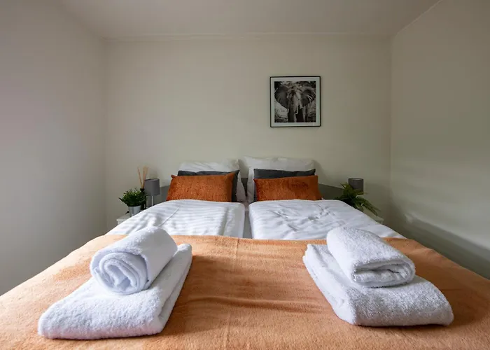 Σαλέ 32, Woods, Big Garden, Private Parking , Ac & Privacy!